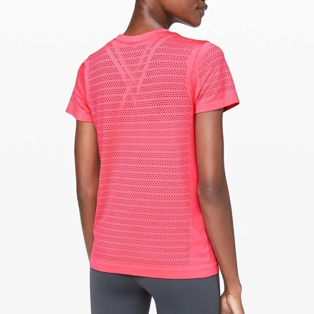 Lululemon Breeze By Short Sleeve *Squad - 6 Glossy